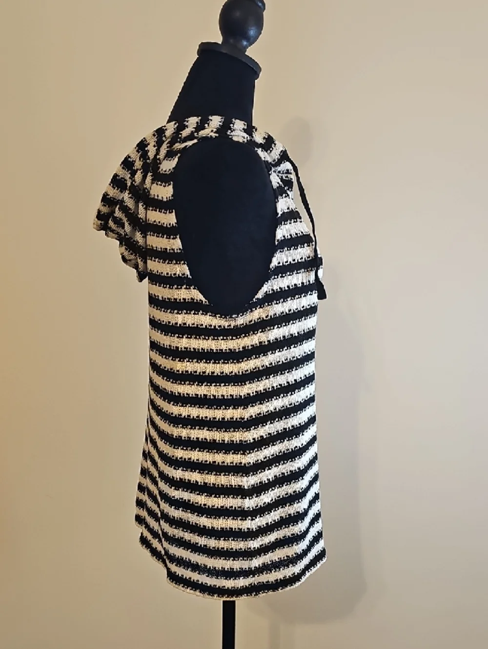 Sanctuary Black & White Striped Hooded Sleeveless Tunic